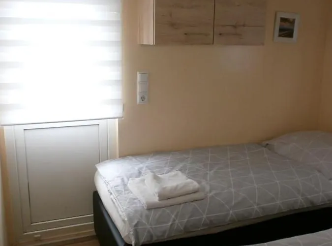 Sportboot Zander Bornheim (Rheinland)